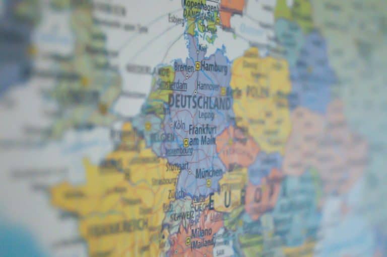 Uniunea Europeană acordă Bulgariei și României statutul deplin în spațiul Schengen