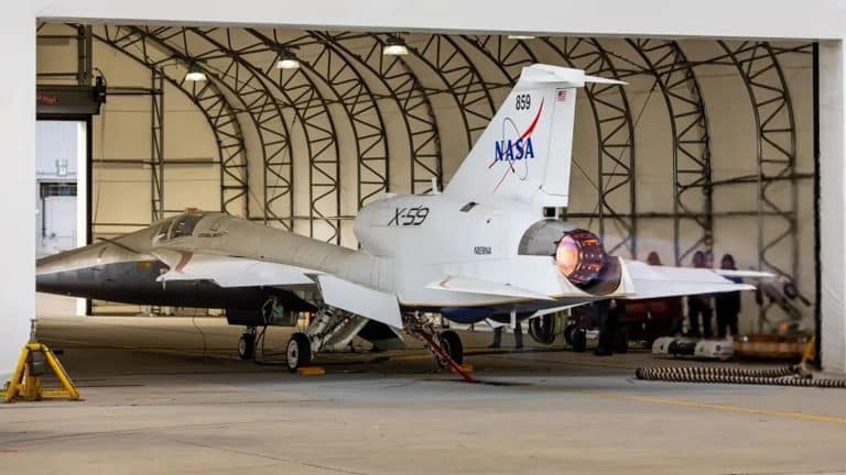 NASA X-59: Avionul care promite să readucă zborurile supersonice deasupra orașelor cu un „tunet sonic” silențios