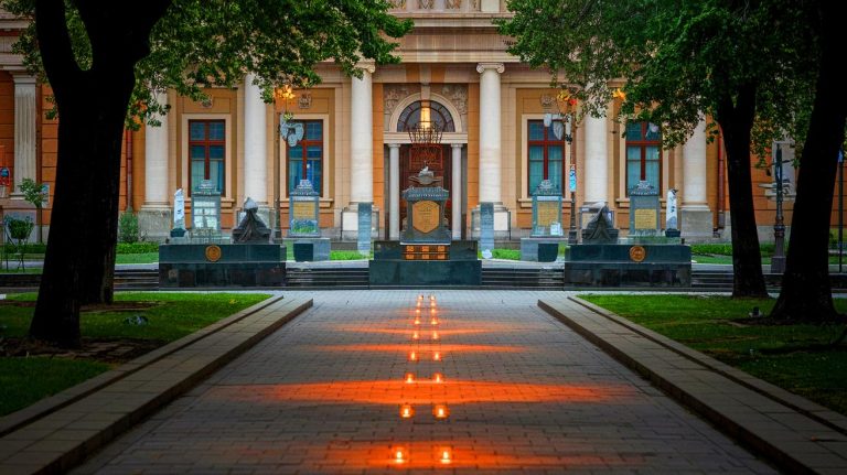 Această rută memorială din Timișoara transformă istoria Revoluției din 1989 într-o experiență interactivă unică!