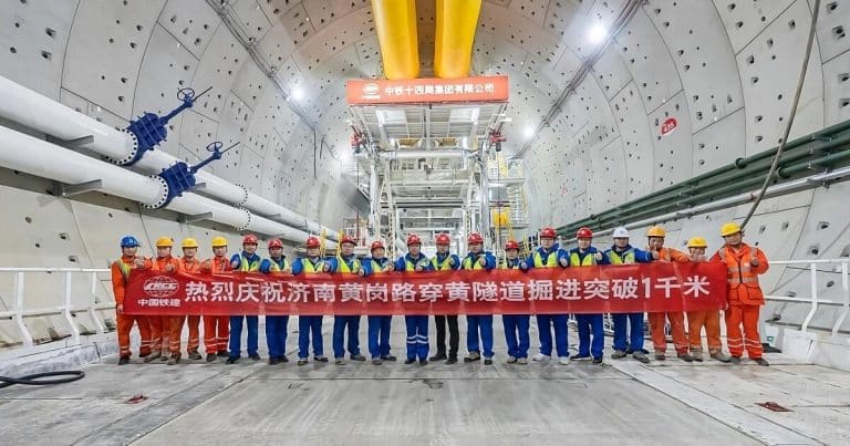 Chine stabilește un record mondial: Giganticul tunel subacvatic de 17 metri diametru, construit în doar 110 zile